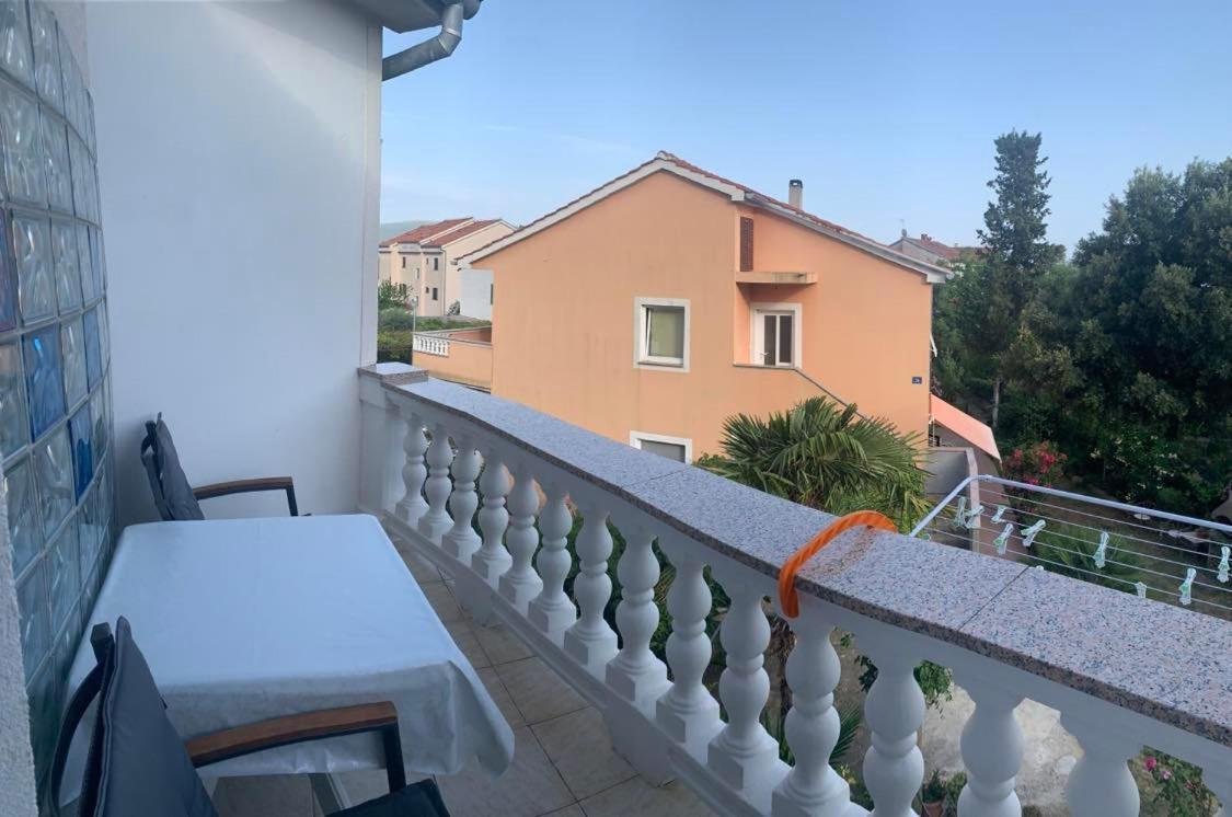 Apartments Ostojic Krk Town Bagian luar foto