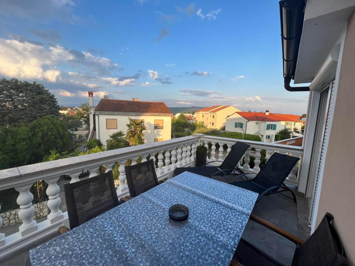 Apartments Ostojic Krk Town Bagian luar foto