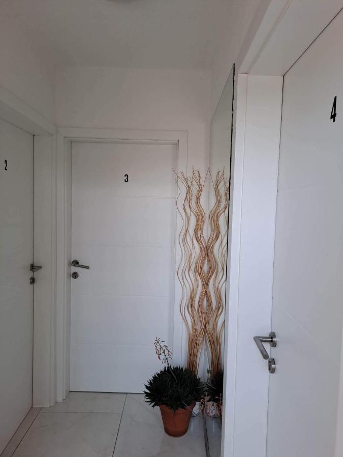 Apartments Ostojic Krk Town Bagian luar foto